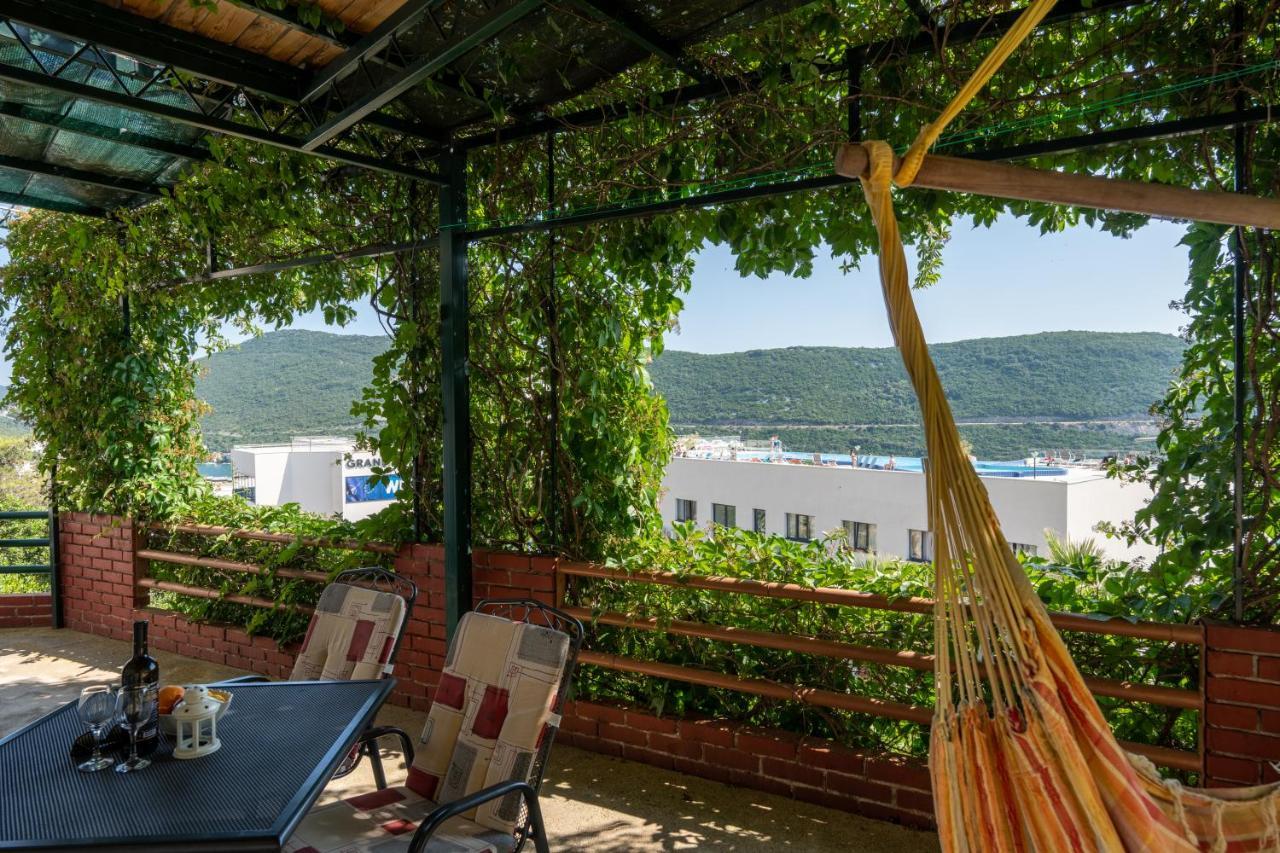 Angela & Marco'S Apartments نيوم المظهر الخارجي الصورة