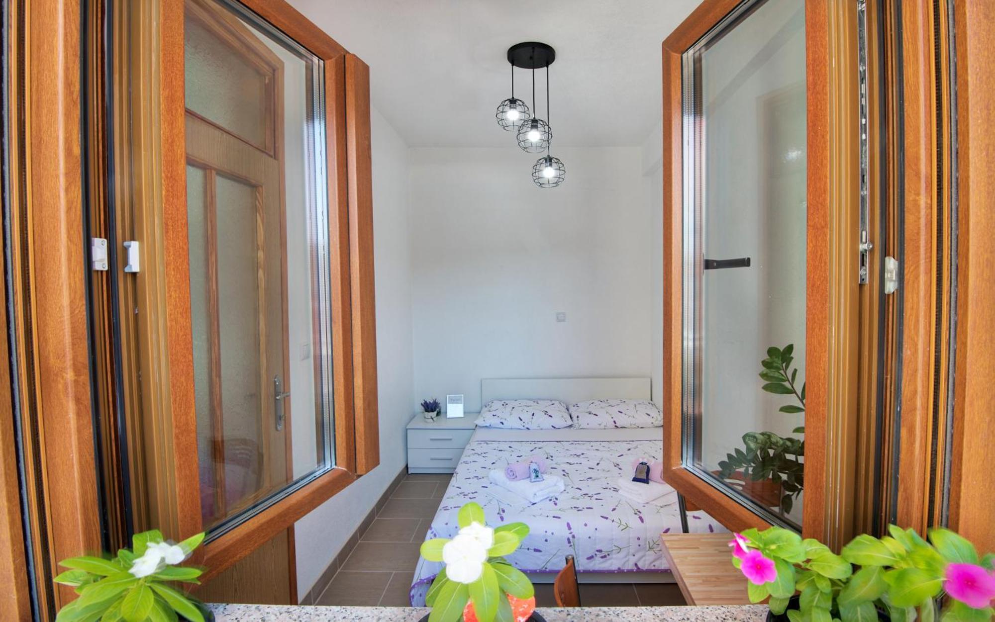 Angela & Marco'S Apartments نيوم المظهر الخارجي الصورة